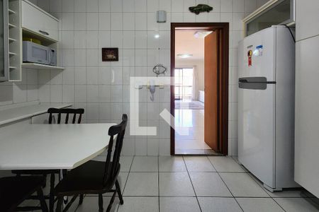 Apartamento à venda com 125m², 4 quartos e 2 vagasCozinha