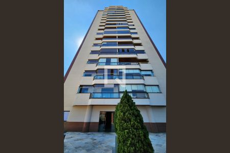 Apartamento à venda com 125m², 4 quartos e 2 vagasFachada