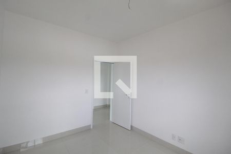 Suíte 1 de apartamento para alugar com 3 quartos, 137m² em Tubalina, Uberlândia