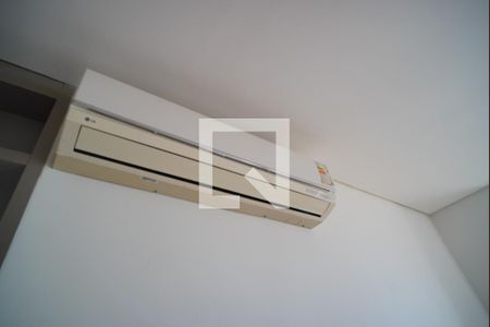 Sala de apartamento para alugar com 3 quartos, 75m² em Vila Ipiranga, Porto Alegre