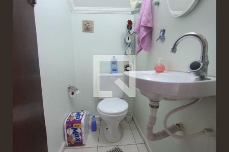 Casa à venda com 106m², 2 quartos e 1 vagaLavabo