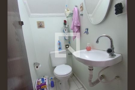 Casa à venda com 106m², 2 quartos e 1 vagaLavabo