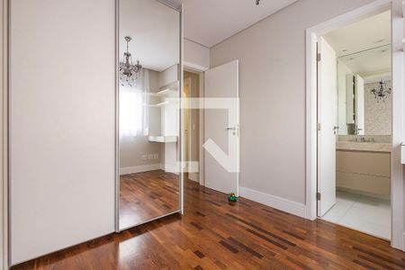 Apartamento para alugar com 130m², 3 quartos e 4 vagasSuíte 2