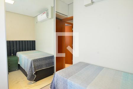 Quarto 2 de apartamento à venda com 2 quartos, 50m² em Vila Oeste, Belo Horizonte