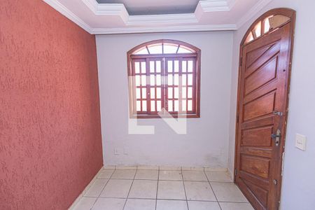 Sala de casa à venda com 2 quartos, 100m² em Rio Branco, Belo Horizonte