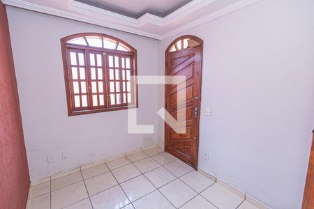 Sala de casa à venda com 2 quartos, 100m² em Rio Branco, Belo Horizonte