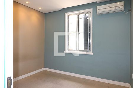 Apartamento à venda com 3 quartos, 80m² em Passo D’areia, Porto Alegre