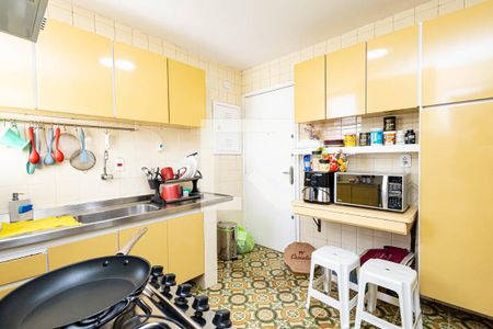 Apartamento à venda com 90m², 2 quartos e 1 vagaCozinha
