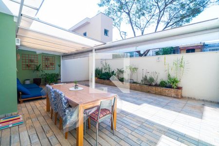 Apartamento à venda com 110m², 2 quartos e 1 vagaÁrea externa