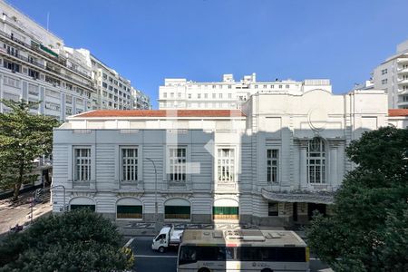 Apartamento à venda com 140m², 3 quartos e 1 vagaQuarto 01 - Vista