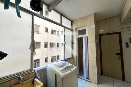 Apartamento à venda com 140m², 3 quartos e 1 vagaÁrea de Serviço