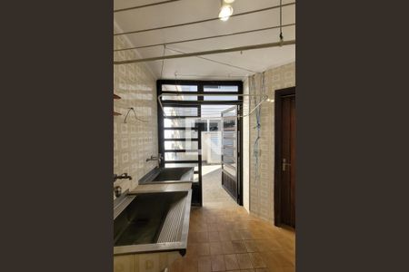 Casa à venda com 278m², 4 quartos e 4 vagasÁrea de Serviço