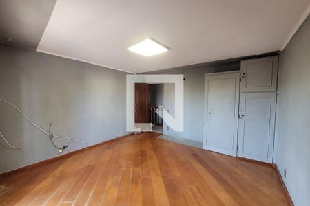 Casa à venda com 278m², 4 quartos e 4 vagasQuarto 4