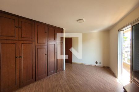Casa à venda com 278m², 4 quartos e 4 vagasQuarto 2