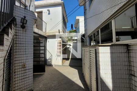 Casa à venda com 278m², 4 quartos e 4 vagasGaragem