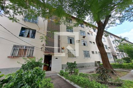 Fachada de apartamento para alugar com 3 quartos, 65m² em Del Castilho, Rio de Janeiro
