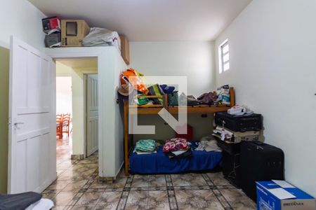 Quarto 2 de casa para alugar com 5 quartos, 426m² em Umuarama, Osasco