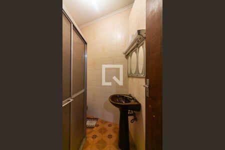 Casa à venda com 426m², 5 quartos e 8 vagas Casa à venda com 426m², 5 quartos e 8 vagasBanheiro 1