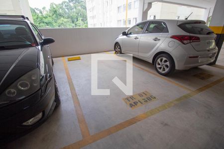 Garagem de apartamento para alugar com 2 quartos, 45m² em Jardim Iris, São Paulo