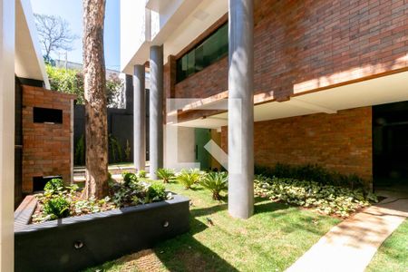 Apartamento à venda com 166m², 3 quartos e 3 vagasEntrada