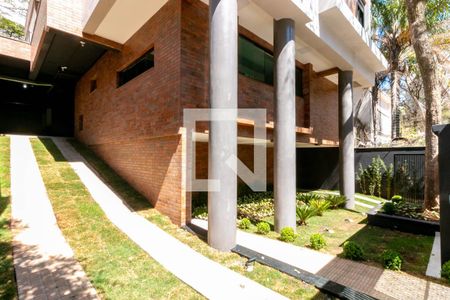 Apartamento à venda com 166m², 3 quartos e 3 vagasEntrada