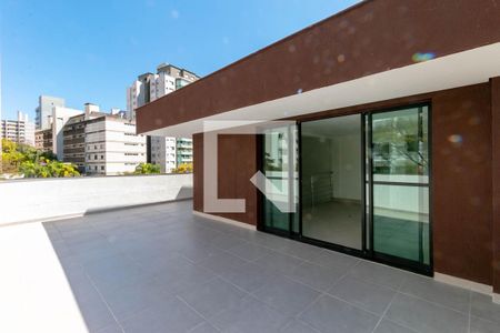 Apartamento à venda com 166m², 3 quartos e 3 vagasCobertura