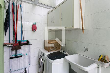 Casa à venda com 120m², 3 quartos e 3 vagasÁrea de Serviço