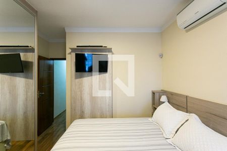 Casa à venda com 120m², 3 quartos e 3 vagasSuíte 1