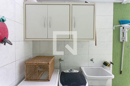 Casa à venda com 120m², 3 quartos e 3 vagasÁrea de Serviço