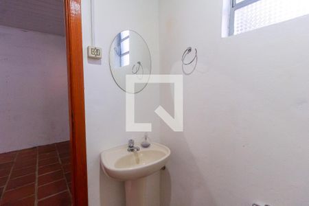 Casa para alugar com 90m², 3 quartos e 2 vagasBanheiro 2