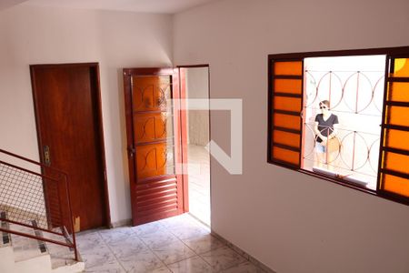 Casa à venda com 200m², 4 quartos e 2 vagasSala