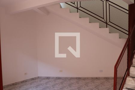 Casa à venda com 4 quartos, 200m² em Vila Abajá, Goiânia