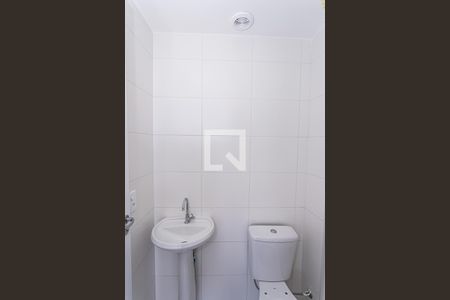 Apartamento para alugar com 33m², 2 quartos e sem vaga Apartamento para alugar com 33m², 2 quartos e sem vagaBanheiro