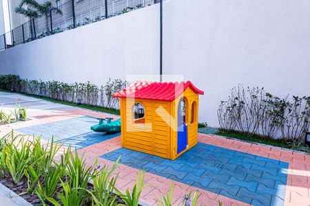 Apartamento para alugar com 33m², 2 quartos e sem vaga Apartamento para alugar com 33m², 2 quartos e sem vagaÁrea comum - Playground