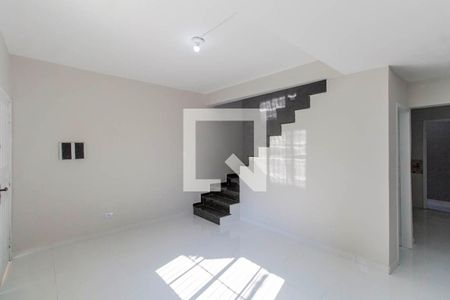 Sala de casa para alugar com 2 quartos, 80m² em Jardim Matarazzo, São Paulo