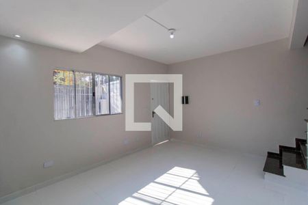 Sala de casa para alugar com 2 quartos, 80m² em Jardim Matarazzo, São Paulo