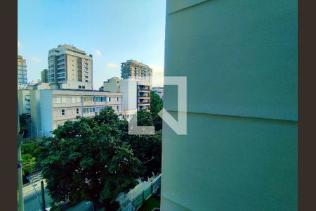 Sala vista  de apartamento à venda com 3 quartos, 98m² em Jardim Botânico, Rio de Janeiro