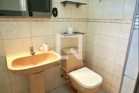 Apartamento para alugar com 70m², 2 quartos e 1 vaga Apartamento para alugar com 70m², 2 quartos e 1 vagaBanheiro