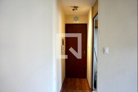 Apartamento para alugar com 70m², 2 quartos e 1 vaga Apartamento para alugar com 70m², 2 quartos e 1 vagaCorredor