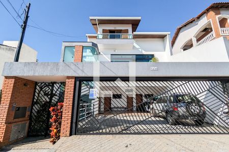 Casa à venda com 333m², 4 quartos e 7 vagas Casa à venda com 333m², 4 quartos e 7 vagasFachada 2