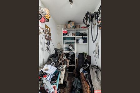 Casa à venda com 333m², 4 quartos e 7 vagas Casa à venda com 333m², 4 quartos e 7 vagasDepósito