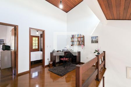 Casa à venda com 333m², 4 quartos e 7 vagas Casa à venda com 333m², 4 quartos e 7 vagasHome office