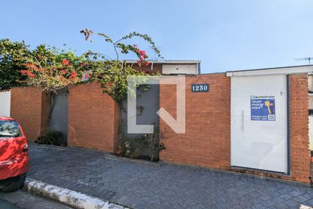 Casa à venda com 333m², 4 quartos e 7 vagas Casa à venda com 333m², 4 quartos e 7 vagasFachada 1