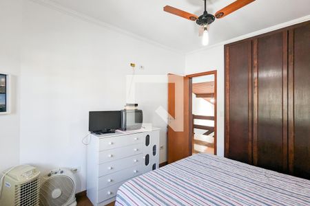 Casa à venda com 333m², 4 quartos e 7 vagas Casa à venda com 333m², 4 quartos e 7 vagasQuarto 3