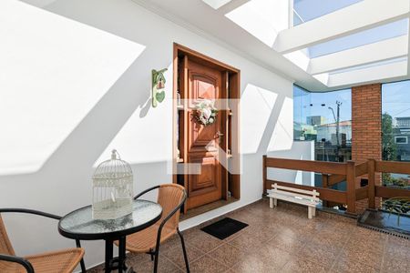 Casa à venda com 333m², 4 quartos e 7 vagas Casa à venda com 333m², 4 quartos e 7 vagasEntrada