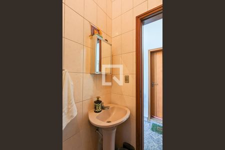 Casa à venda com 333m², 4 quartos e 7 vagas Casa à venda com 333m², 4 quartos e 7 vagasBanheiro 4