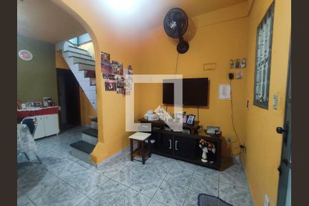 Sala de casa à venda com 4 quartos, 150m² em Pedra Azul, Contagem