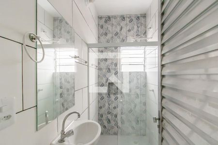 Banheiro  de casa para alugar com 1 quarto, 110m² em Jardim Danfer, São Paulo