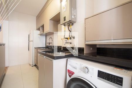 Apartamento à venda com 68m², 2 quartos e 1 vaga Apartamento à venda com 68m², 2 quartos e 1 vagaCozinha e Área de Serviço