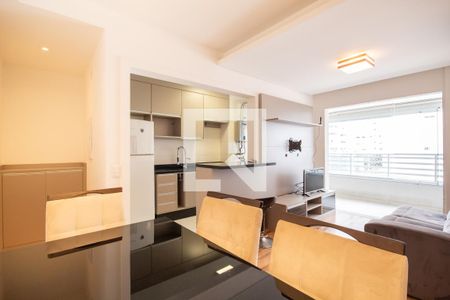 Sala de apartamento para alugar com 2 quartos, 67m² em Industrial Autonomistas, Osasco